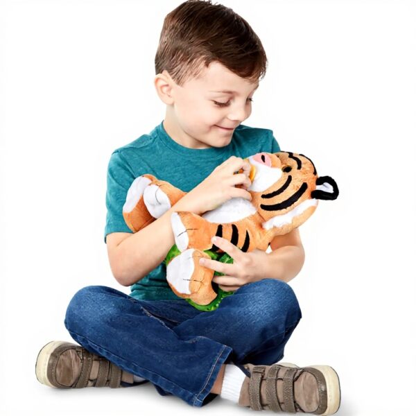 MelissaampDoug Baby Tiger Stofftier Kuscheltier mit Zubehör